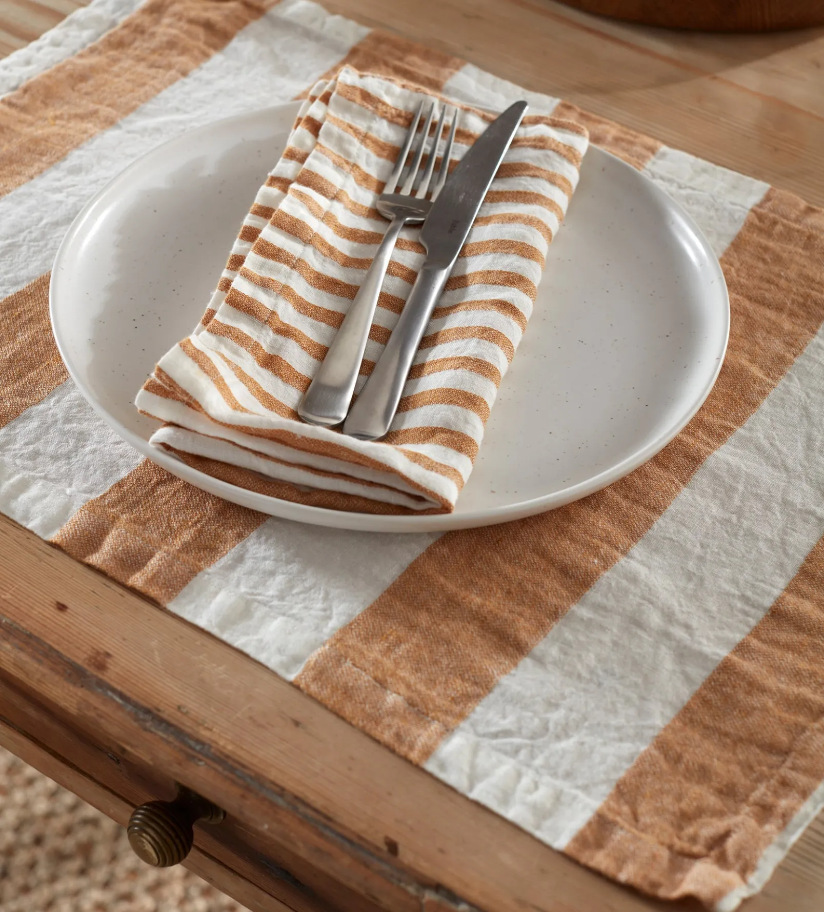 Amber Cora Wide Stripe 100% Linen Placemats - Set of 2