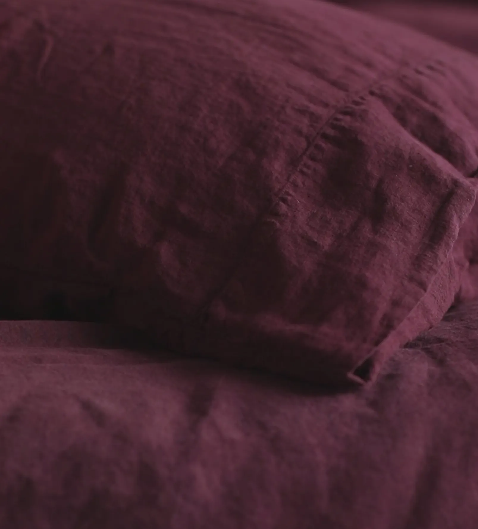 Beetroot 100% Linen Fitted Sheet