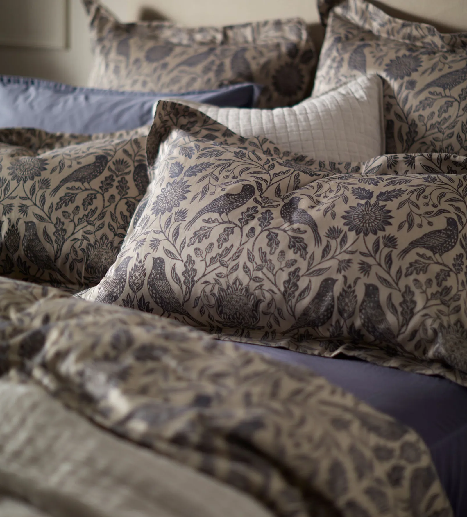 Birdie Jacquard 100% Cotton Pillowcase