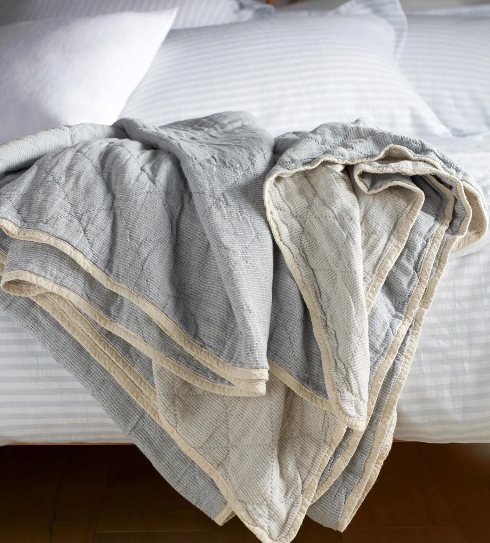 Blue Lenny 100% Cotton Quilted Throw