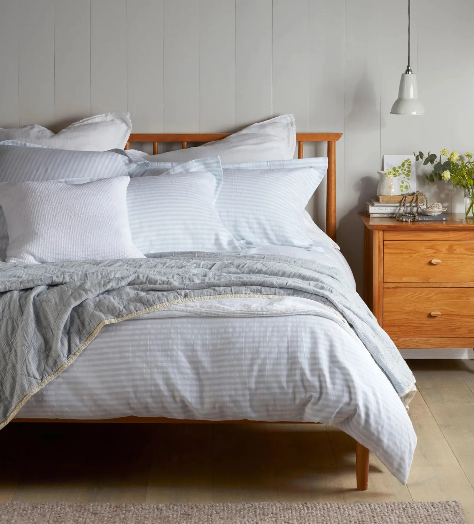 Blue Lenny 100% Cotton Quilted Throw