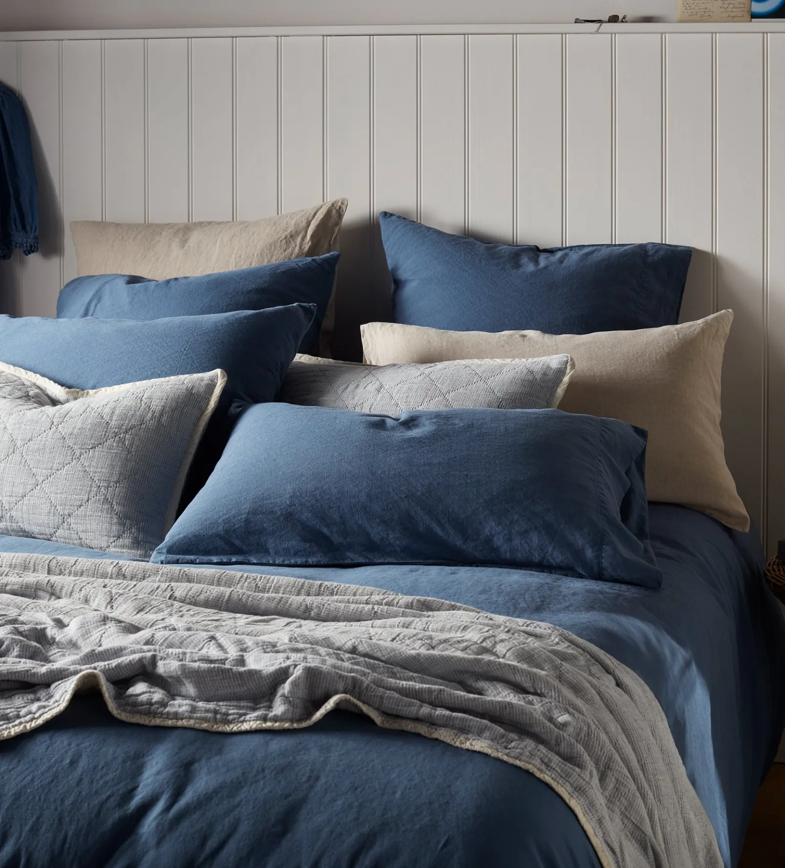 Blue Lenny 100% Cotton Quilted Throw