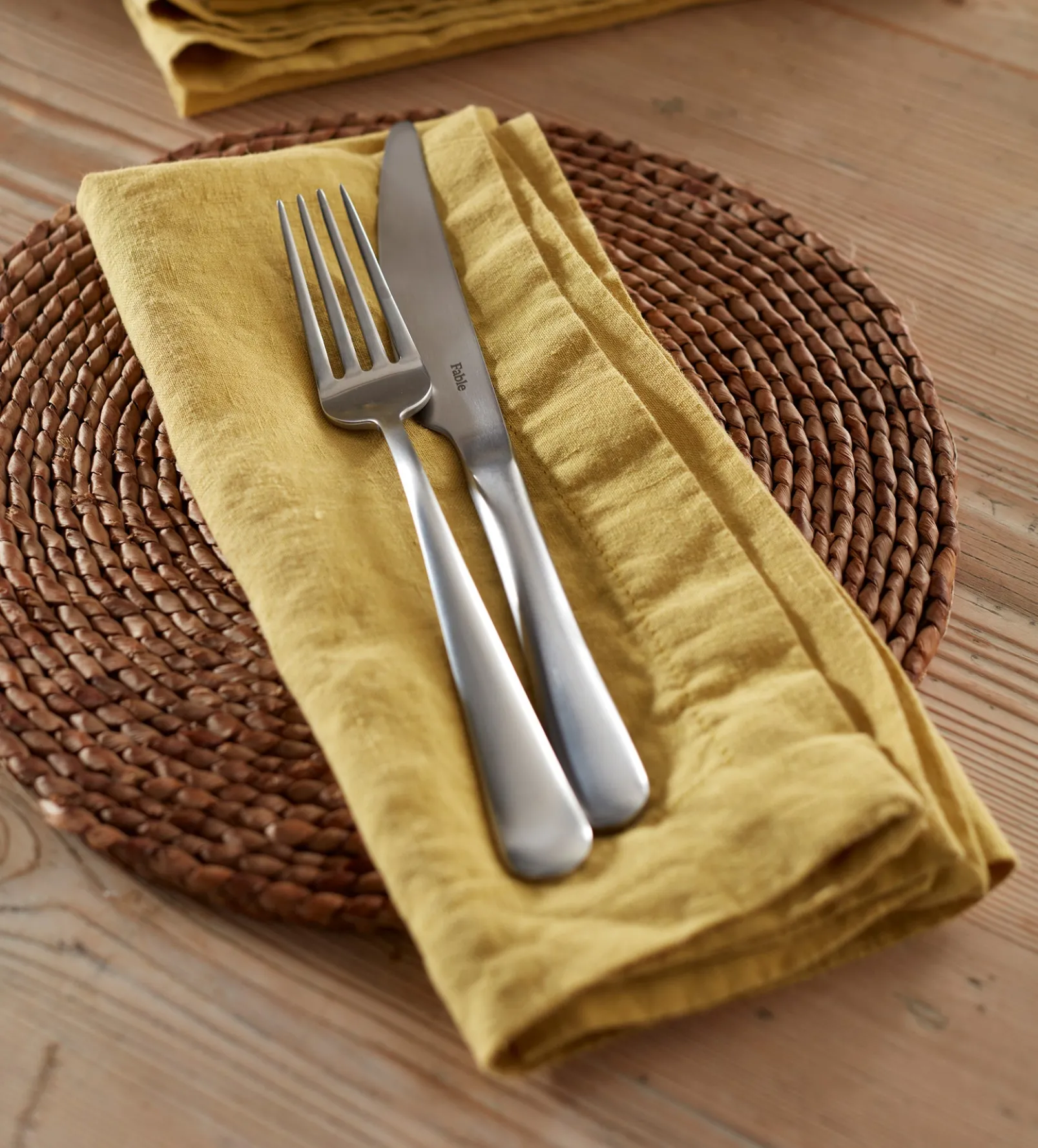 Chartreuse 100% Linen Napkins - Set of 4