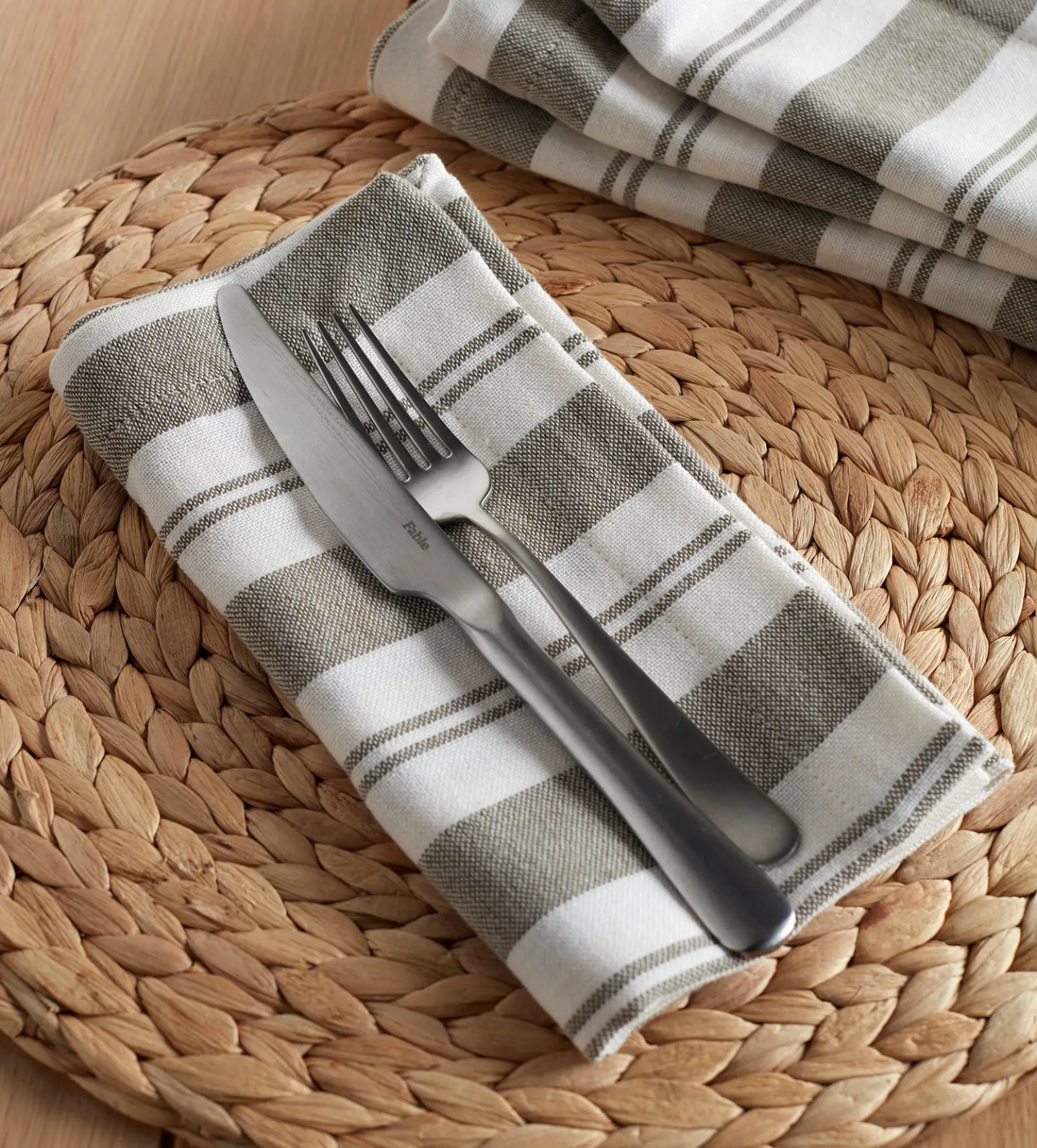 Dark Olive Isaac 100% Cotton Napkins - Set of 4