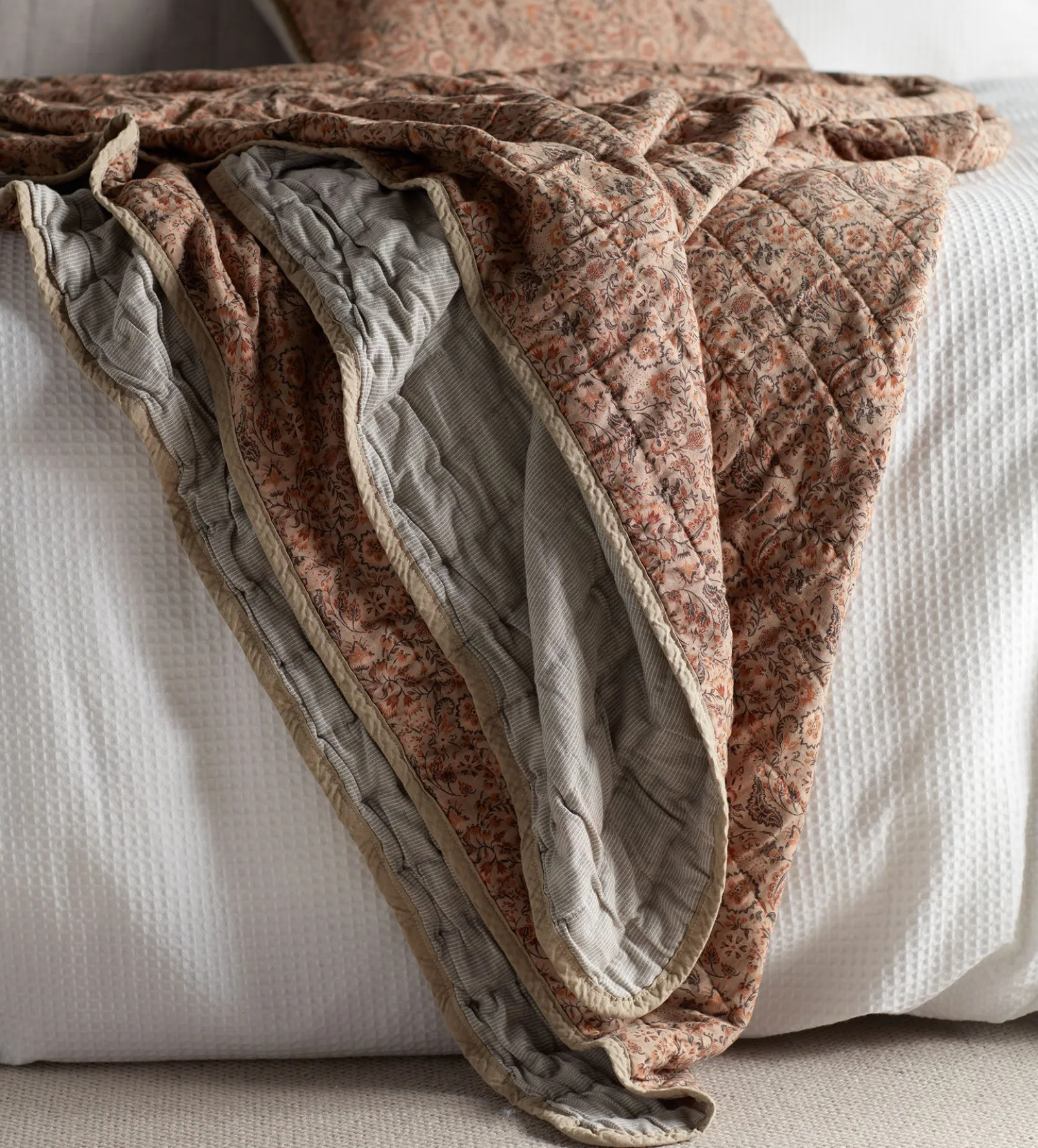 Ellie 100% Cotton Quilted Throw