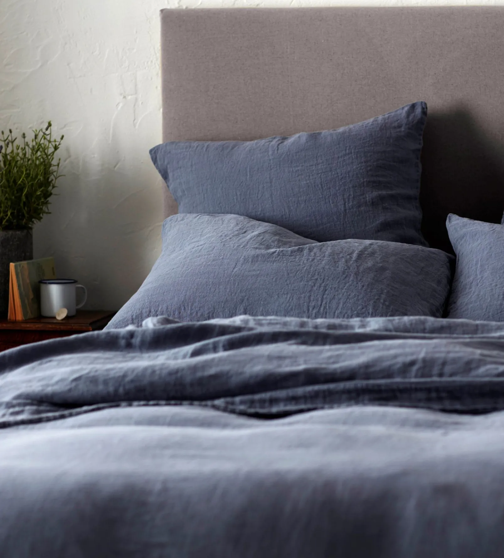 French Blue 100% Linen Oxford Pillowcase