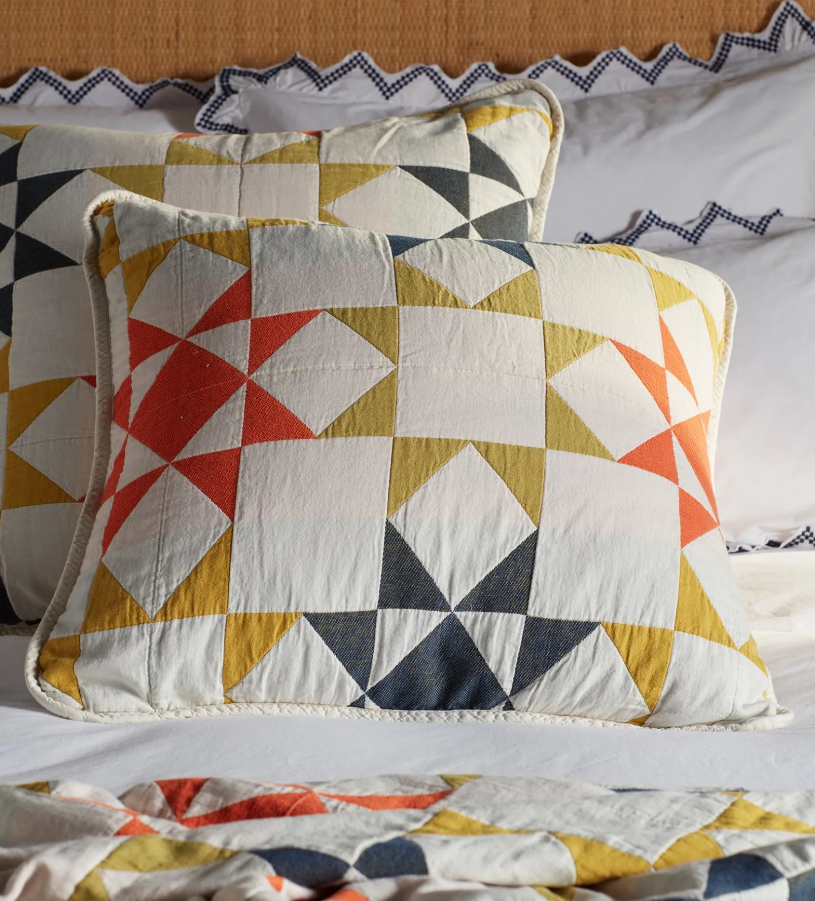 Glassette Stella Quilted 100% Cotton Cushion Cover