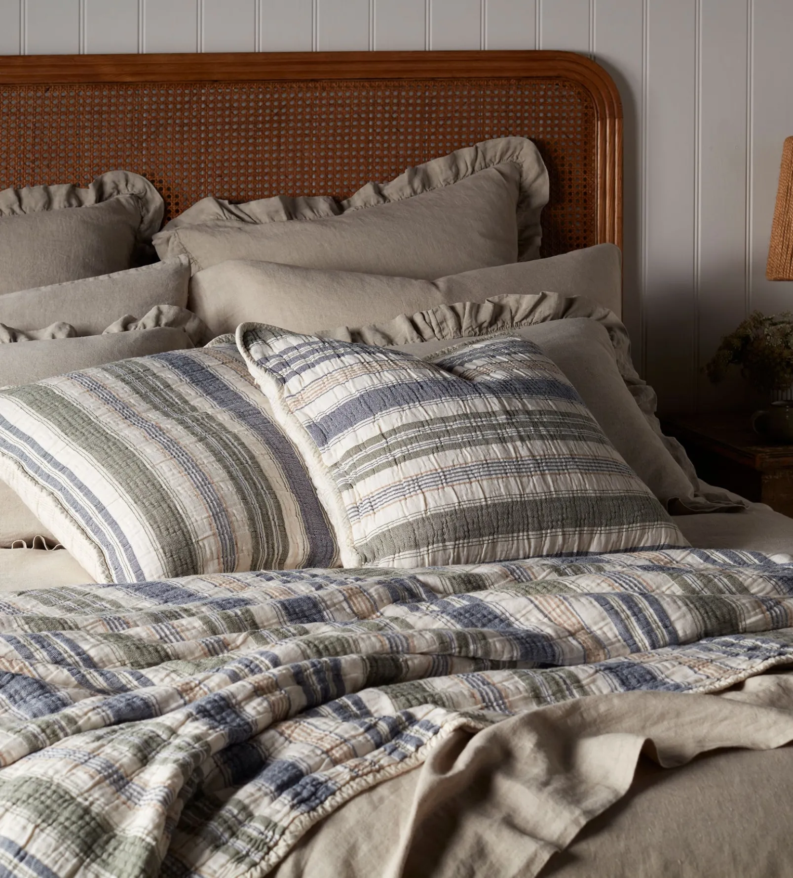 Magnus 100% Cotton Quilted Cushion Cover