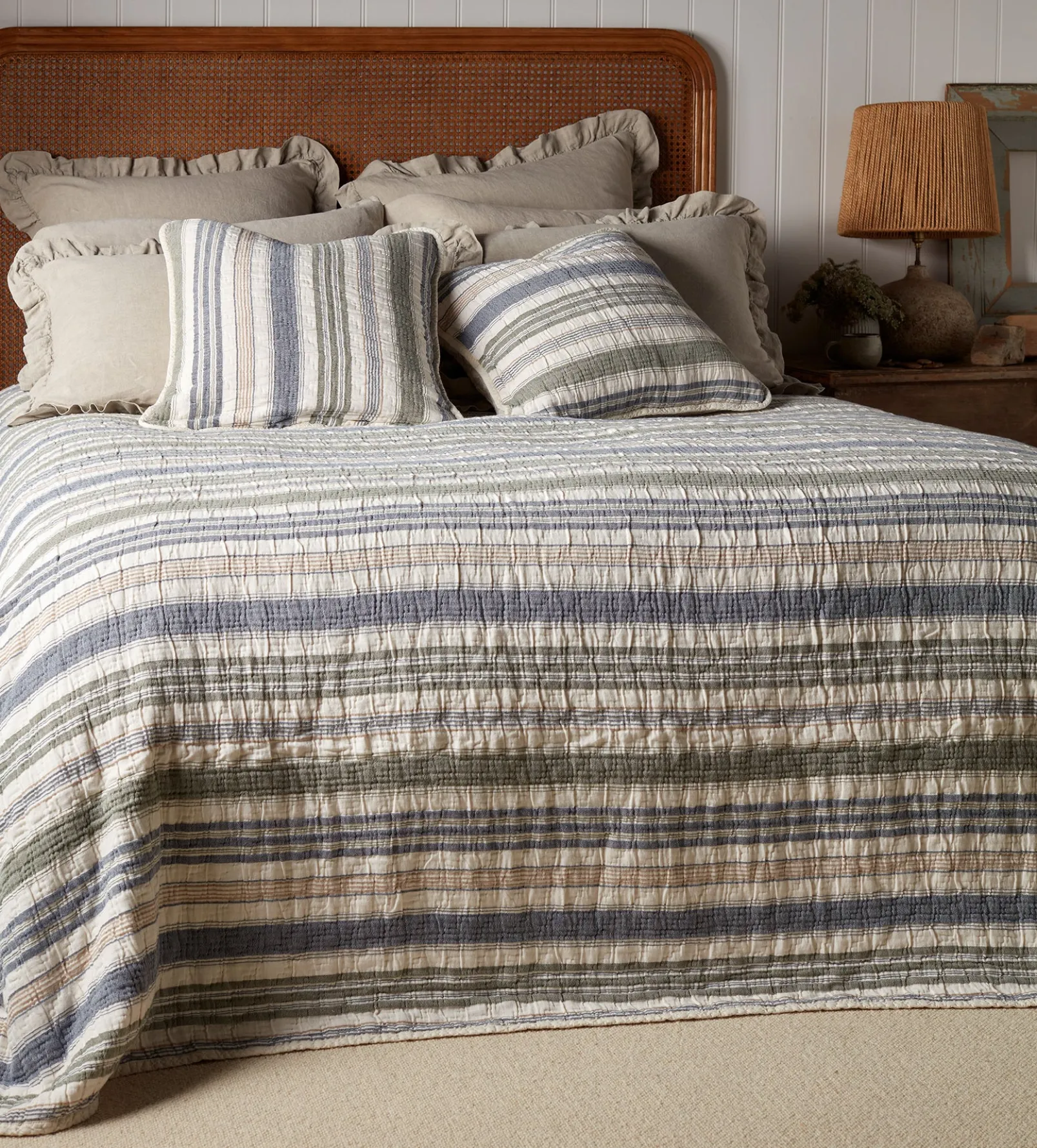 Magnus 100% Cotton Quilted Cushion Cover