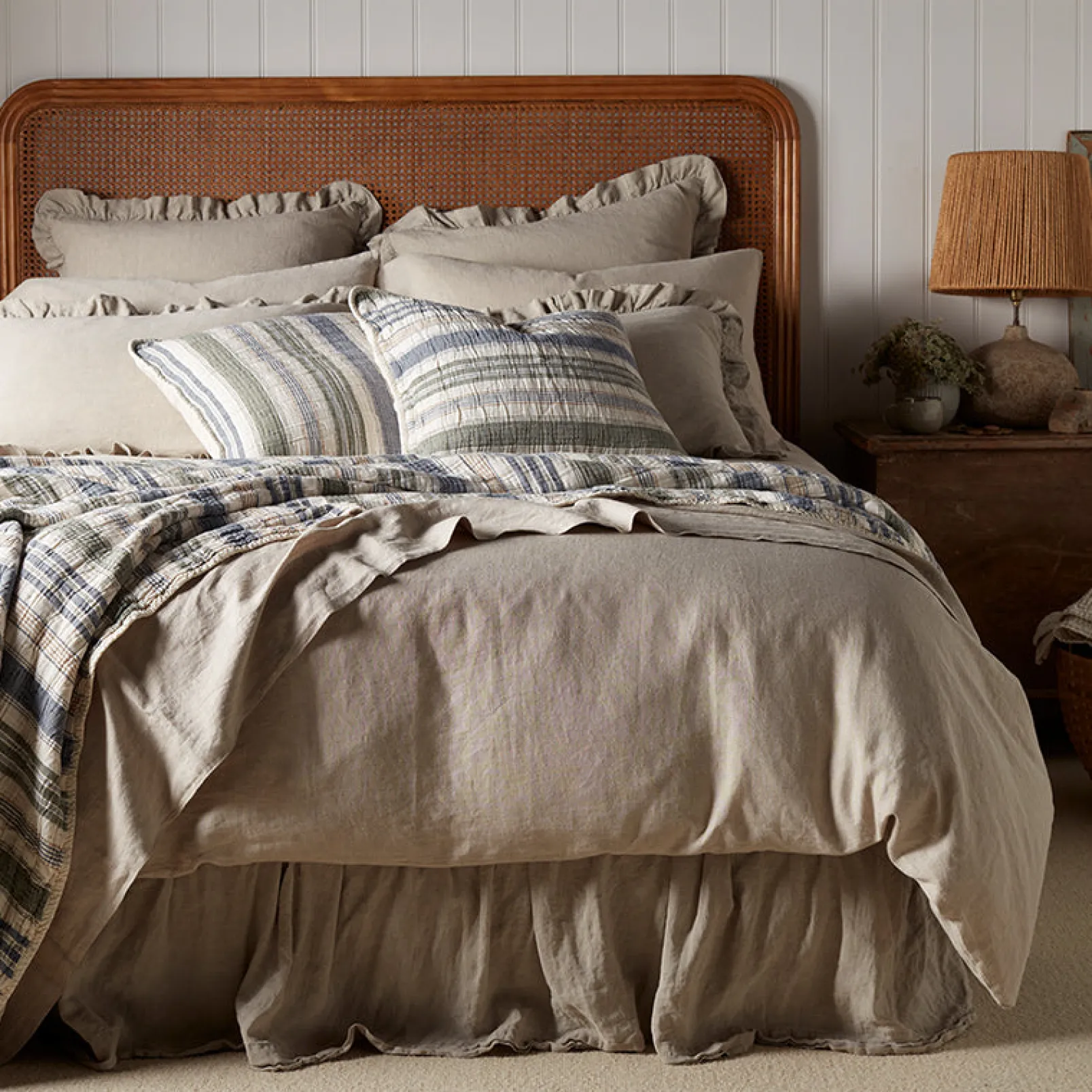 Magnus 100% Cotton Quilted Throw