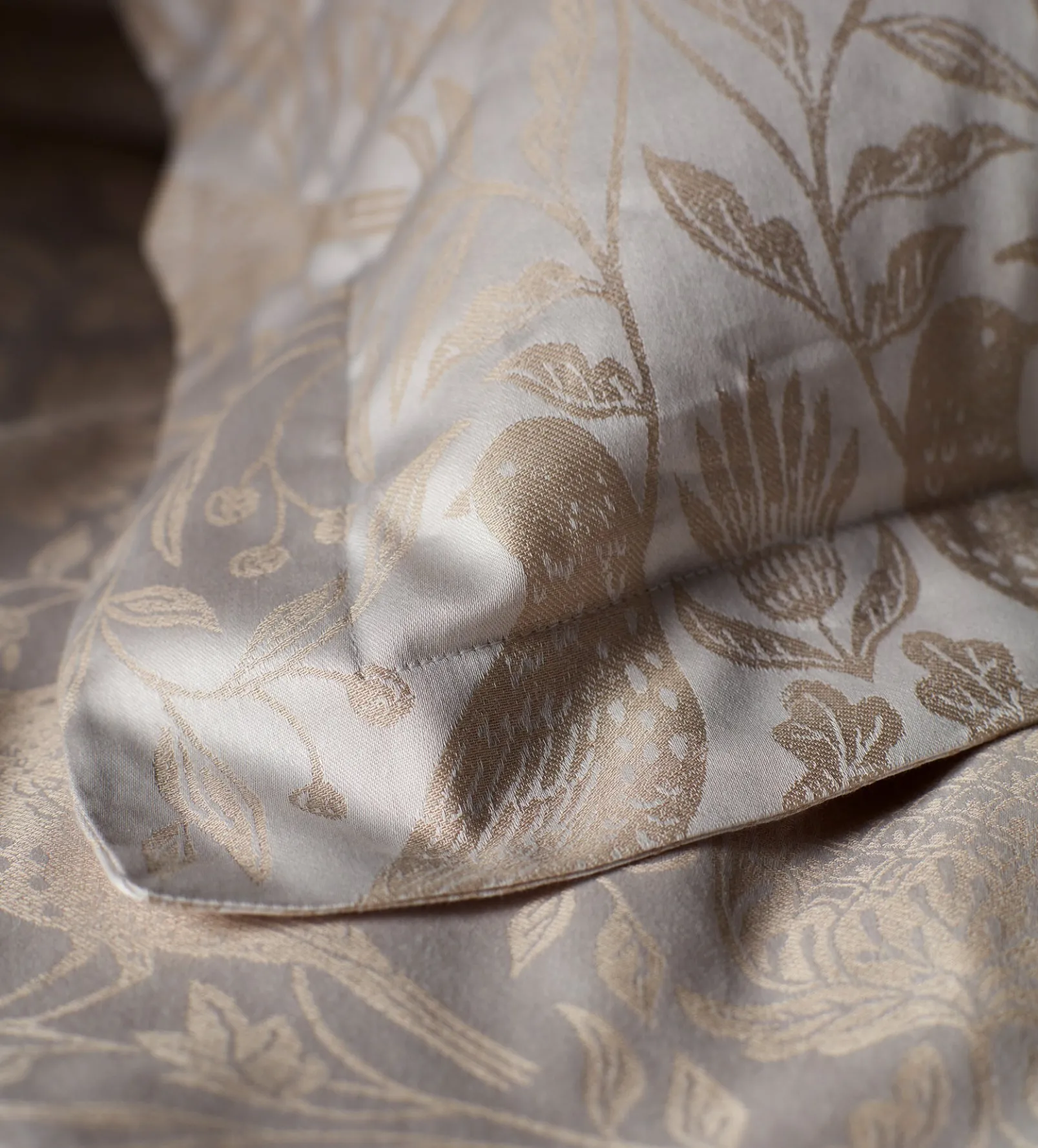 Natural Birdie Jacquard 100% Cotton Pillowcase