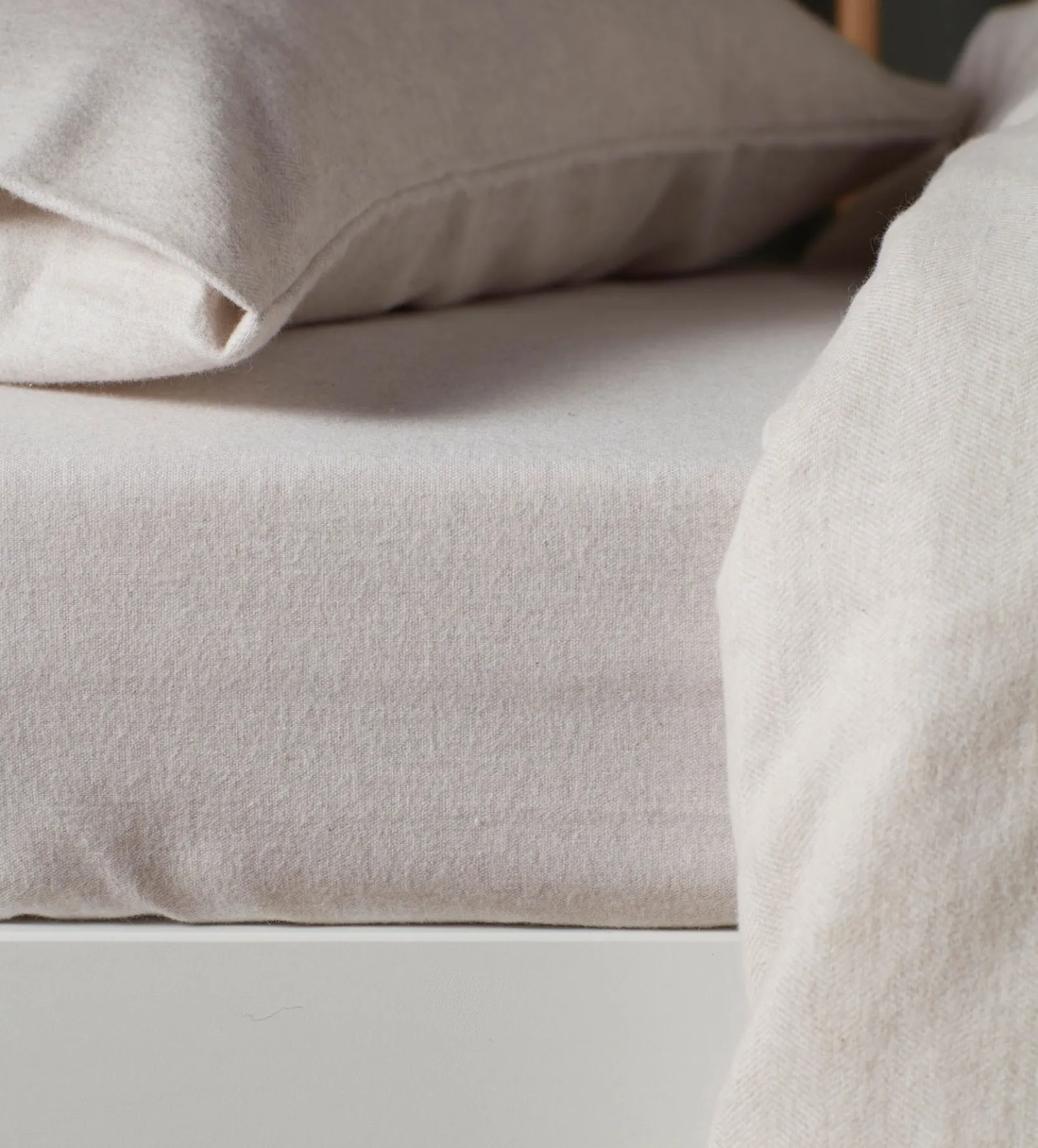 Natural Brushed Cotton Fitted Sheet