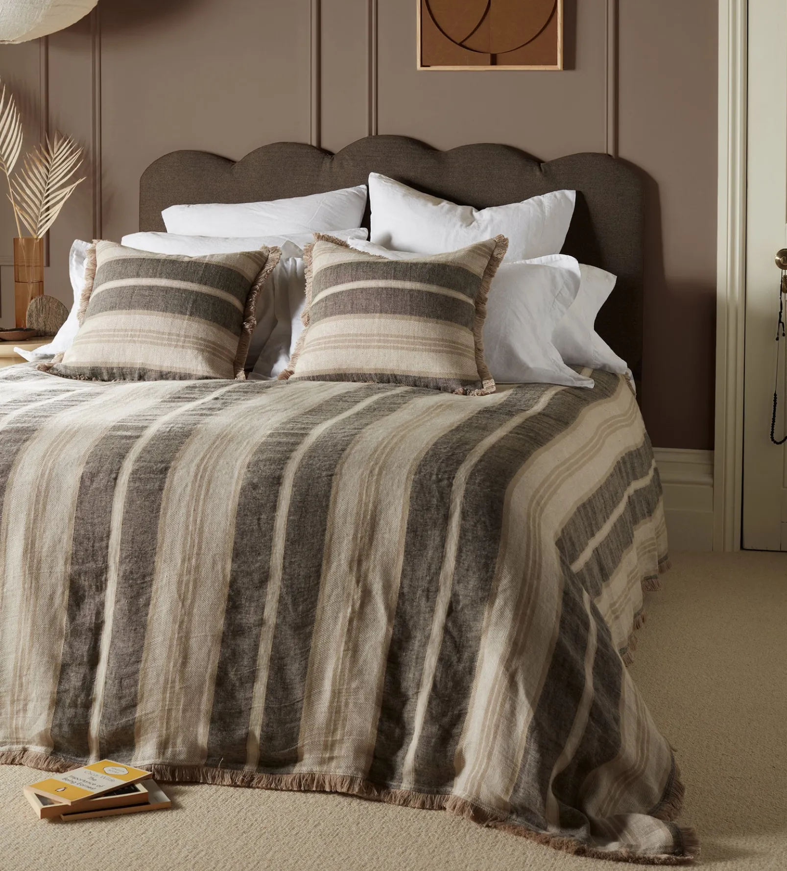 Natural Clara Linen Throw