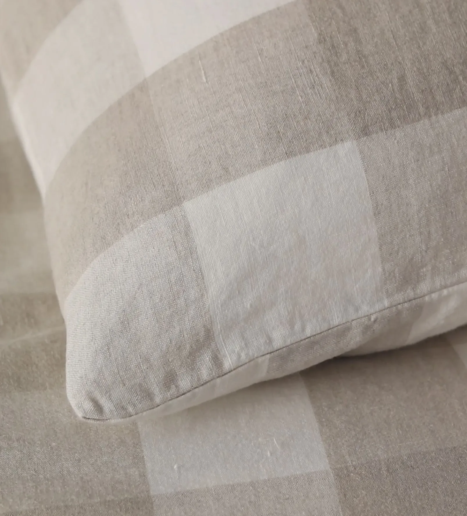 Natural Gracie Gingham 100% Linen Pillowcase