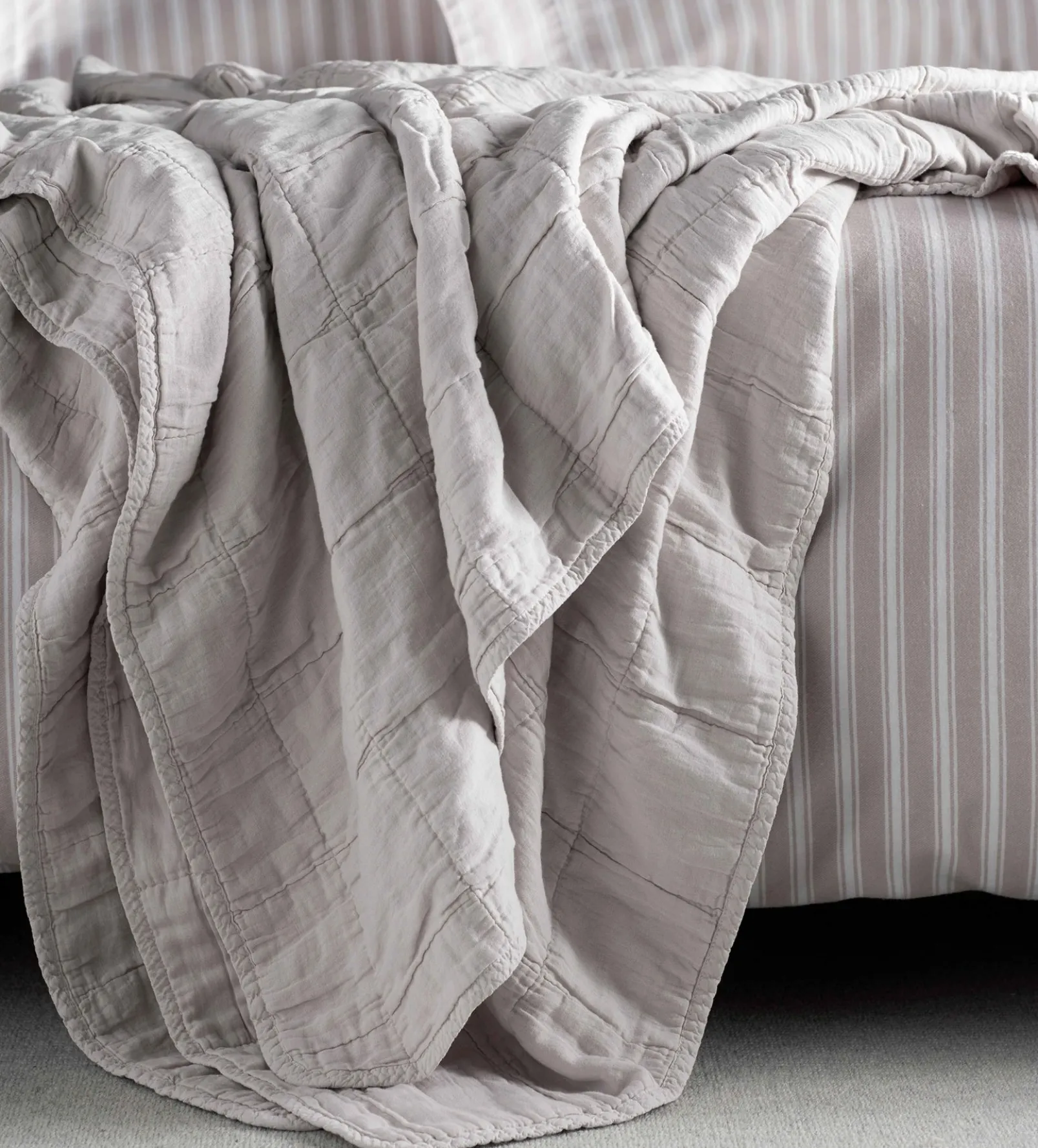 Pebble Grey Finn 100% Cotton Quilted Throw