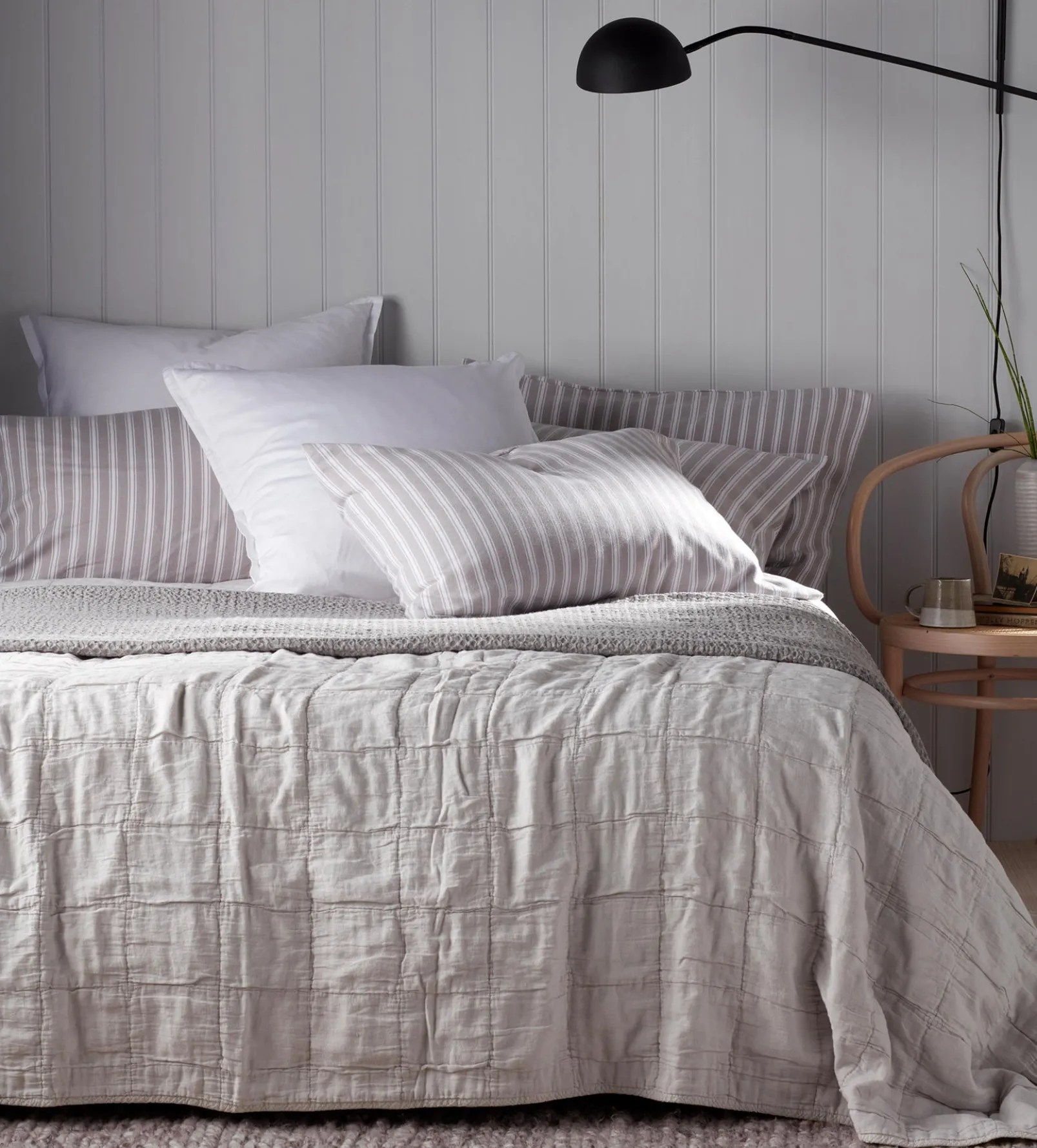 Pebble Grey Finn 100% Cotton Quilted Throw