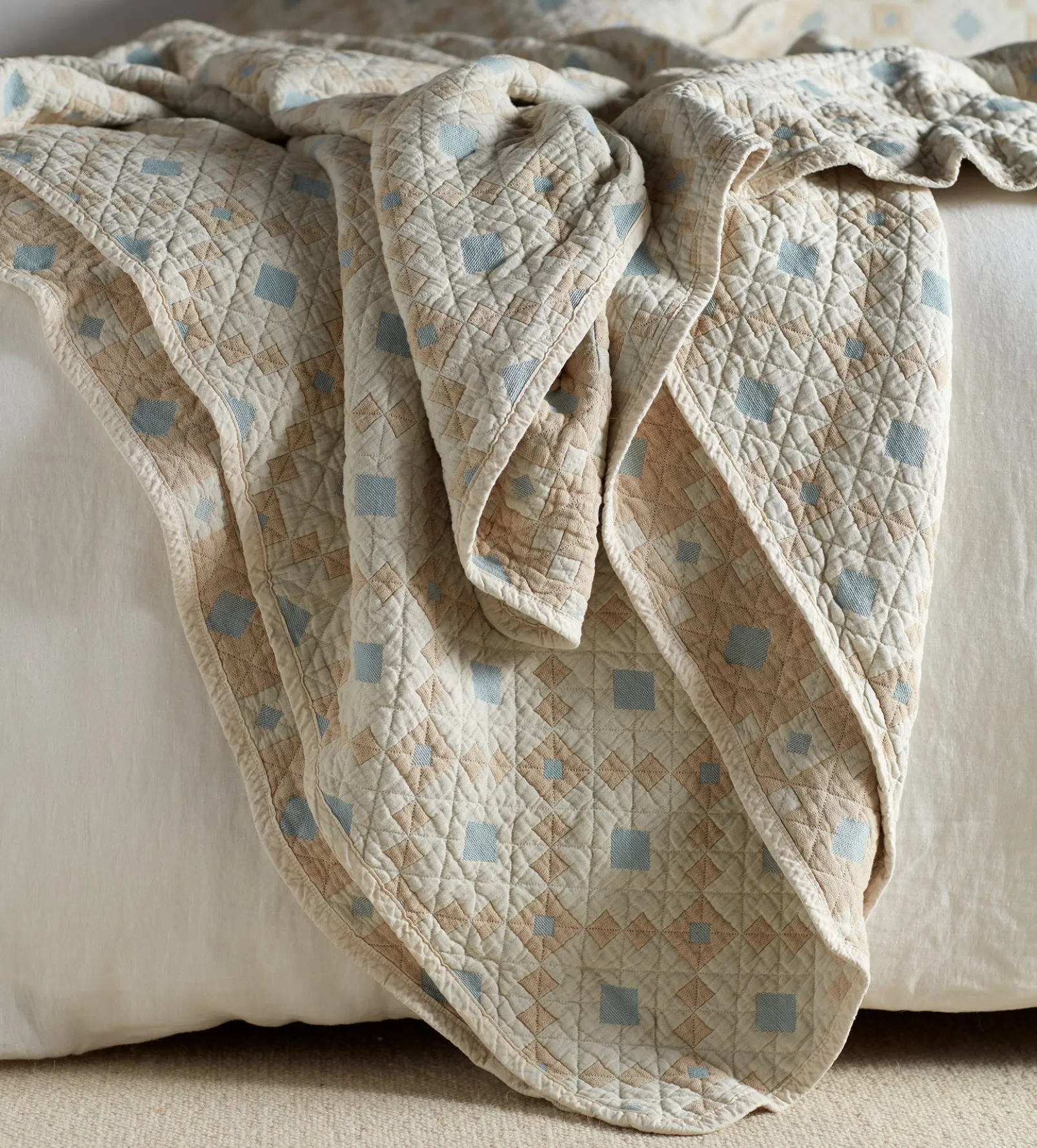 Pippa Patchwork 100% Cotton Quilted Throw