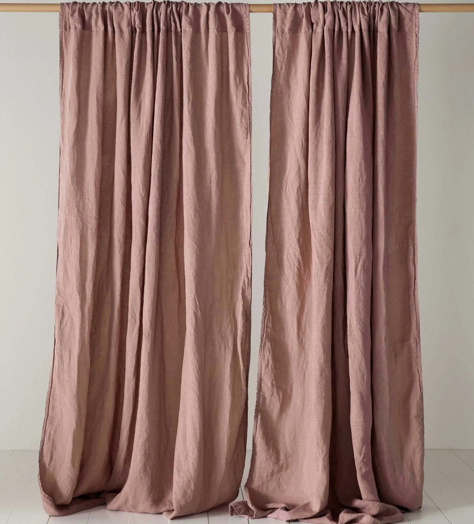 Vintage Rose 100% Linen Loop Top Curtain (Single)