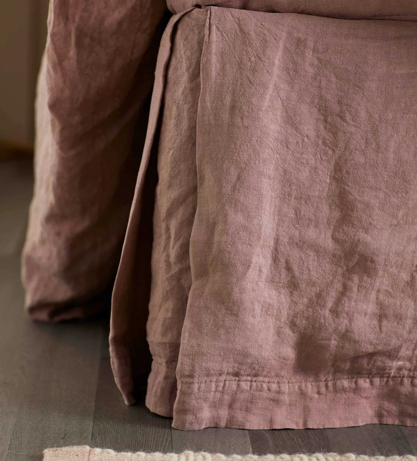 Vintage Rose Linen Valance