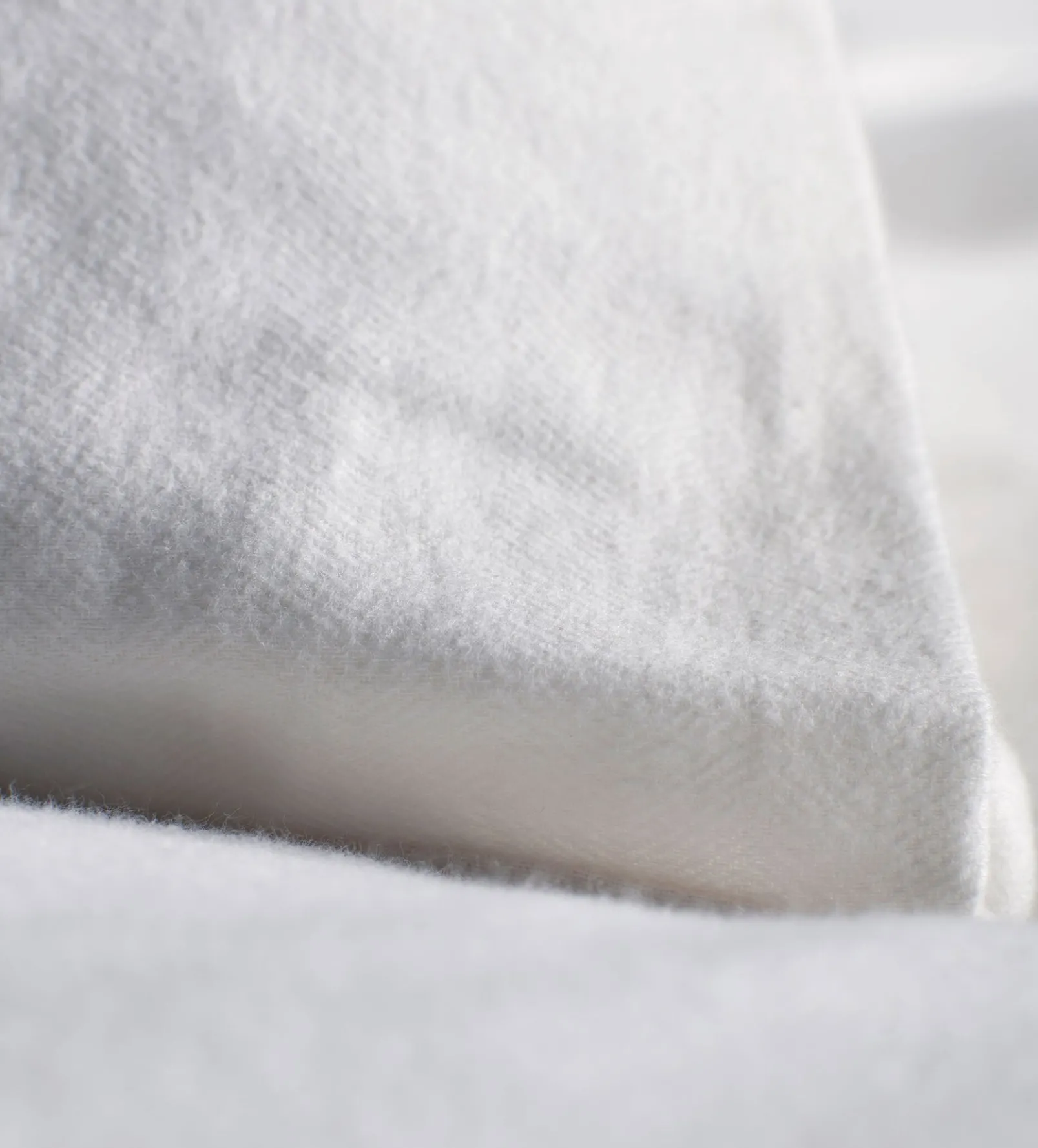 White Brushed 100% Organic Cotton Fitted Sheet