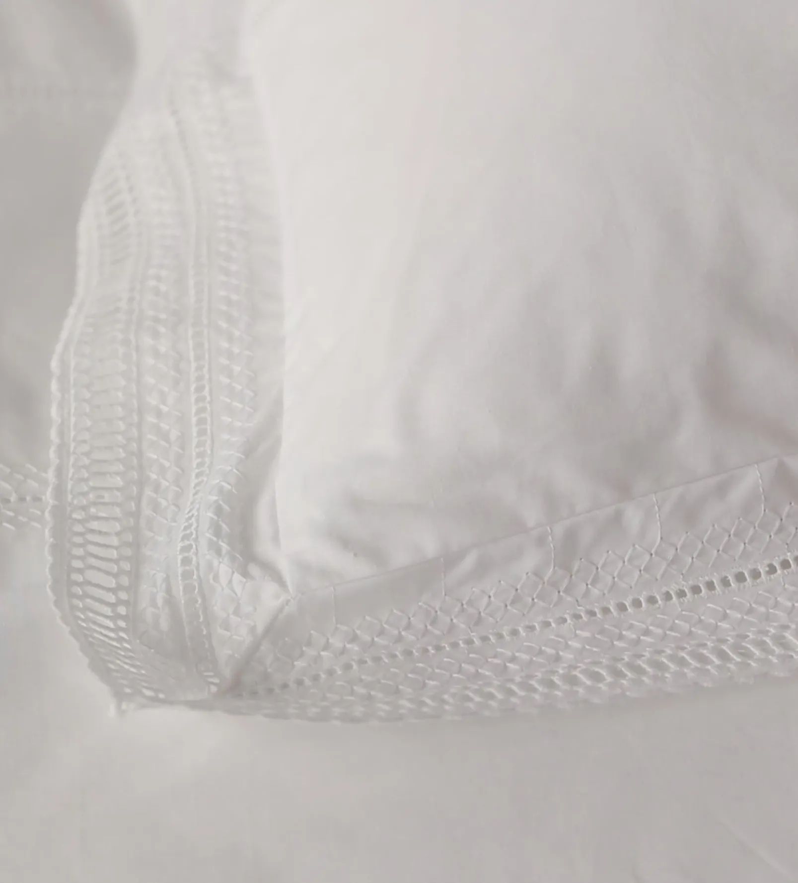 White Freya 100% Cotton Pillowcase