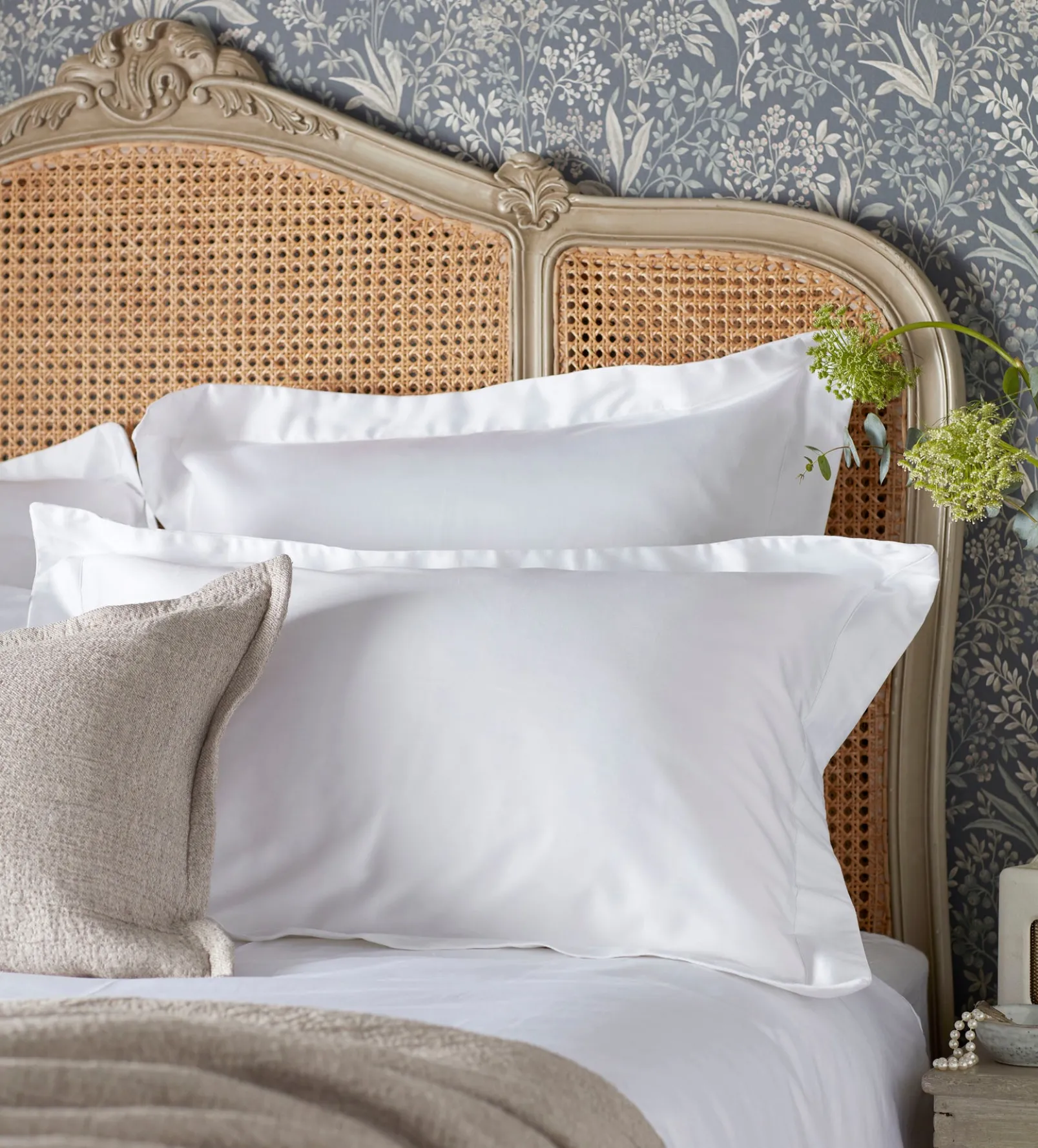 White Luxury 600 Thread Count 100% Cotton Oxford Pillowcase