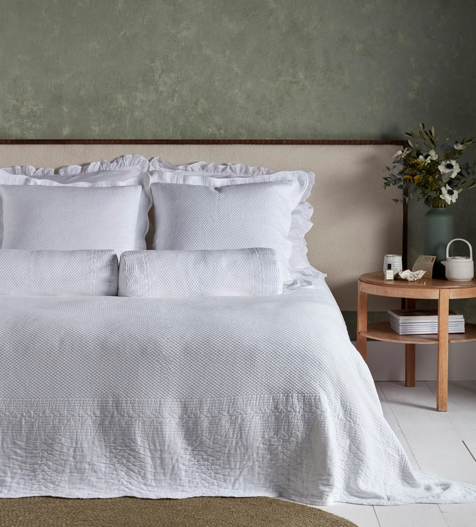White Verity 100% Cotton Bedspread